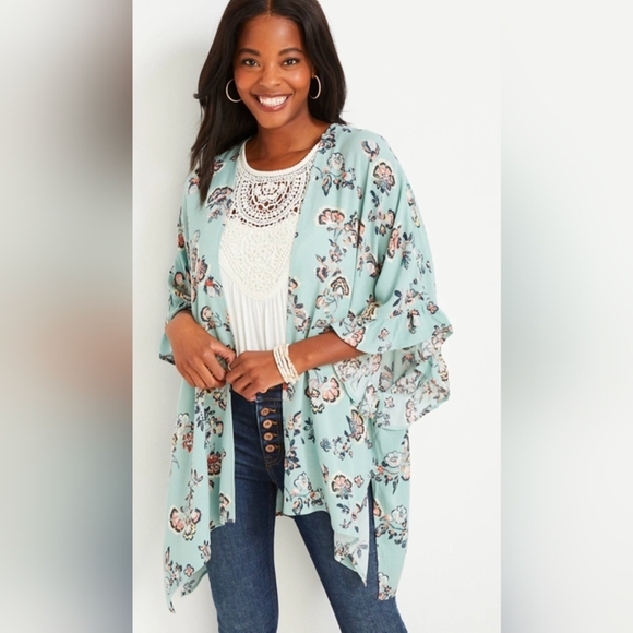 Maurices Patterned Kimono in Blue and Pink - Picture 1 of 6